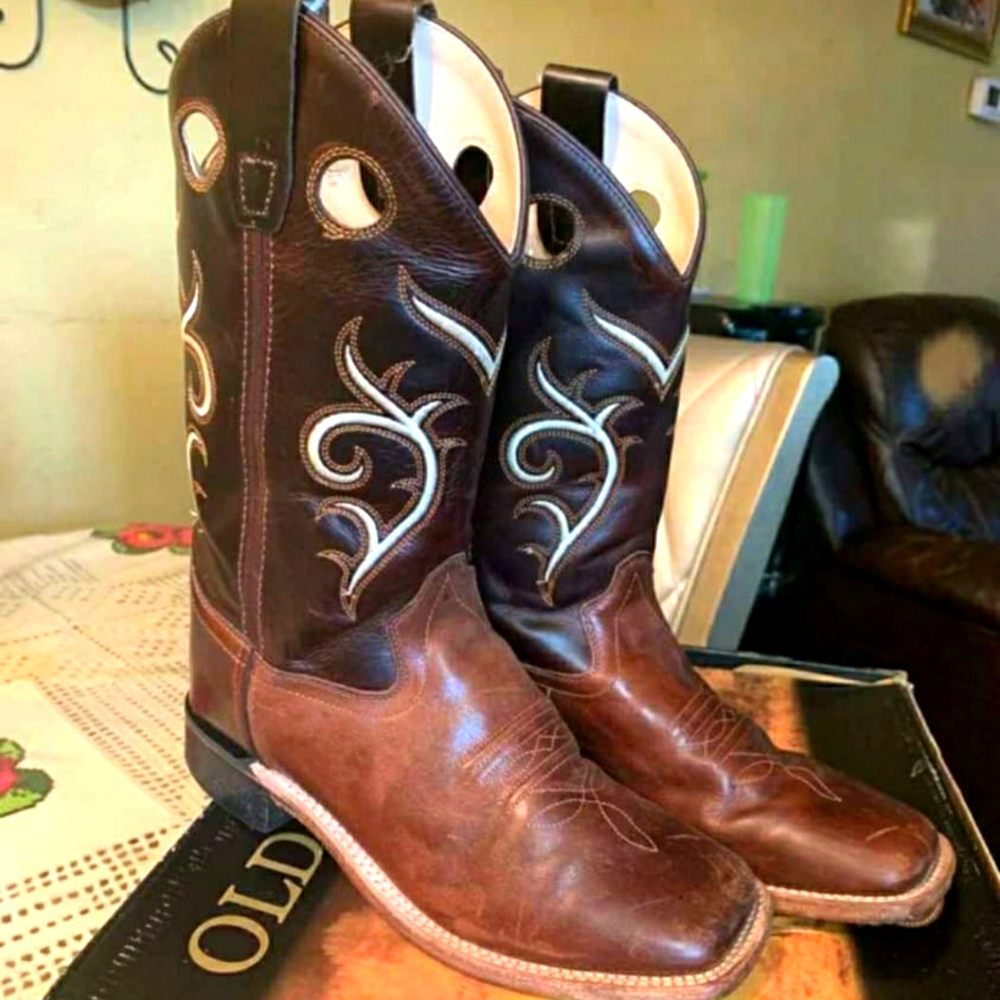 Boy cowboy boots